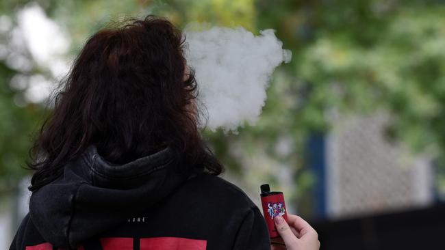 Experts are concerned a shortage of Geelong GPs authorised to prescribe nicotine vapes will lead to an increase in black market sales.