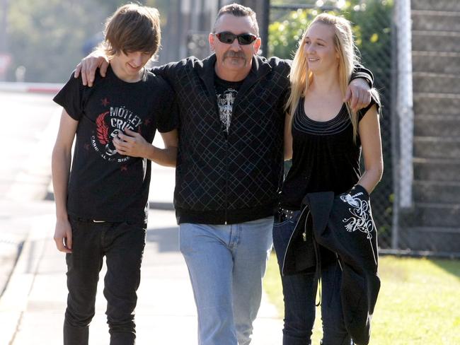 Damon Cooper leaving Silverwater Jail with his children Rhys and Amanda after serving 12 years in prison.