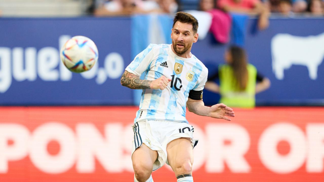 Lionel Messi, Julián Álvarez rumored to start for Argentina vs. Estonia