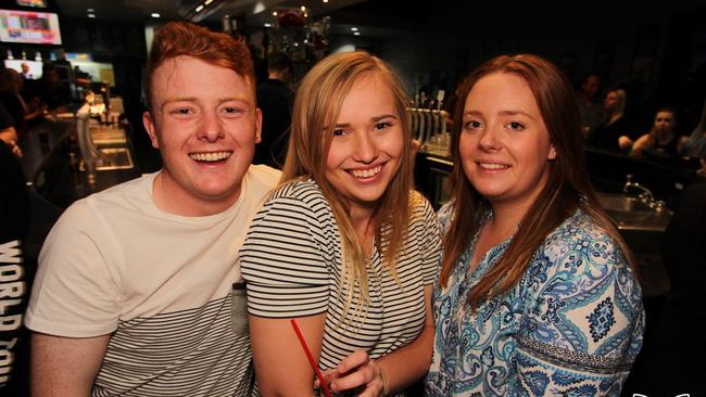 Nightlife at the Eyre Hotel, Whyalla in 2015