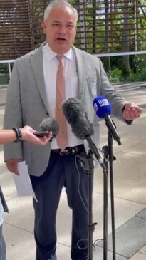 Gold Coast Mayor Tom Tate on the Arundel Hills Country Club call-in.
