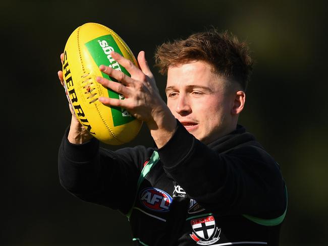 MELBOURNE, AUSTRALIA - MAY 18:  Jack Billings of the Saints marks during a St Kilda Saints training session at RSEA Park on May 18, 2018 in Melbourne, Australia.  (Photo by Quinn Rooney/Getty Images)