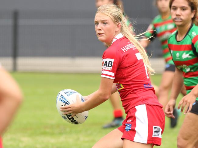 Ella Greatz had the ball on a string for Illawarra against the Roosters. Picture: Warren Gannon Photography