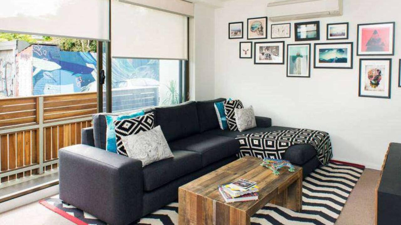 A one-bedroom apartment at 13/300 Young St, Fitzroy, is listed for rent at $550 a week.