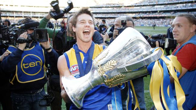 Ben Cousins shows off the 2006 premiership cup at the MCG. Picture: Jackson Flindell