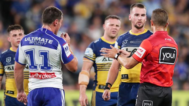 The referees deadlock must come to a head. Photo: Matt King/Getty Images