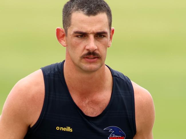 24 November 2021: Taylor Walker at his first training session back with the Adelaide Crows. Photo by Kelly Barnes