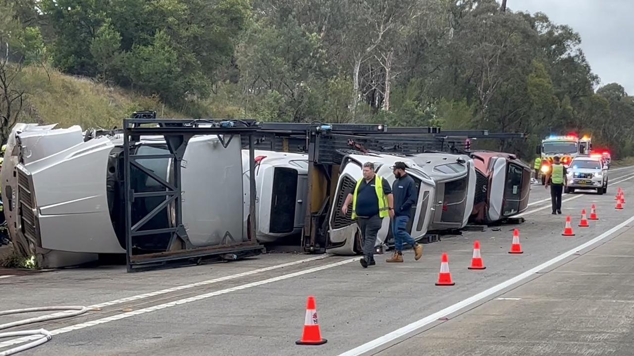 Picton Road partially closed after car carrier crash at Wilton | Daily ...