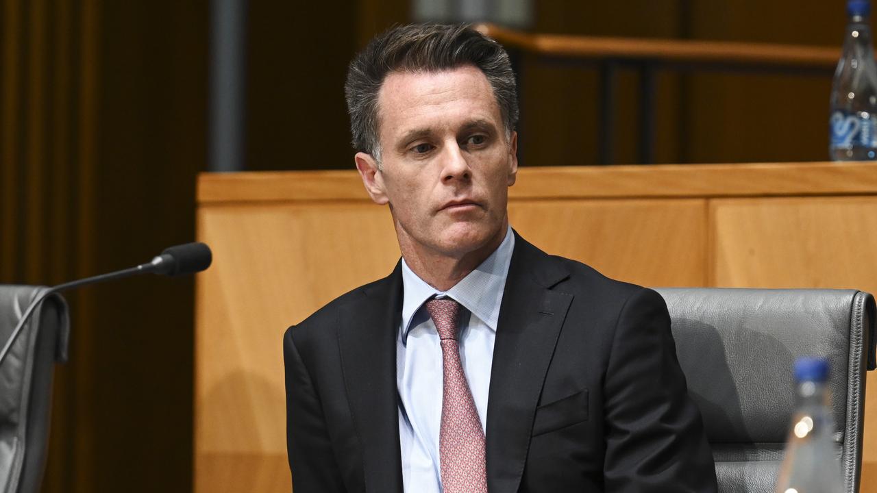 NSW Premier Chris Minns says resolving the dispute is in everyone’s best interests. Picture: NCA NewsWire / Martin Ollman