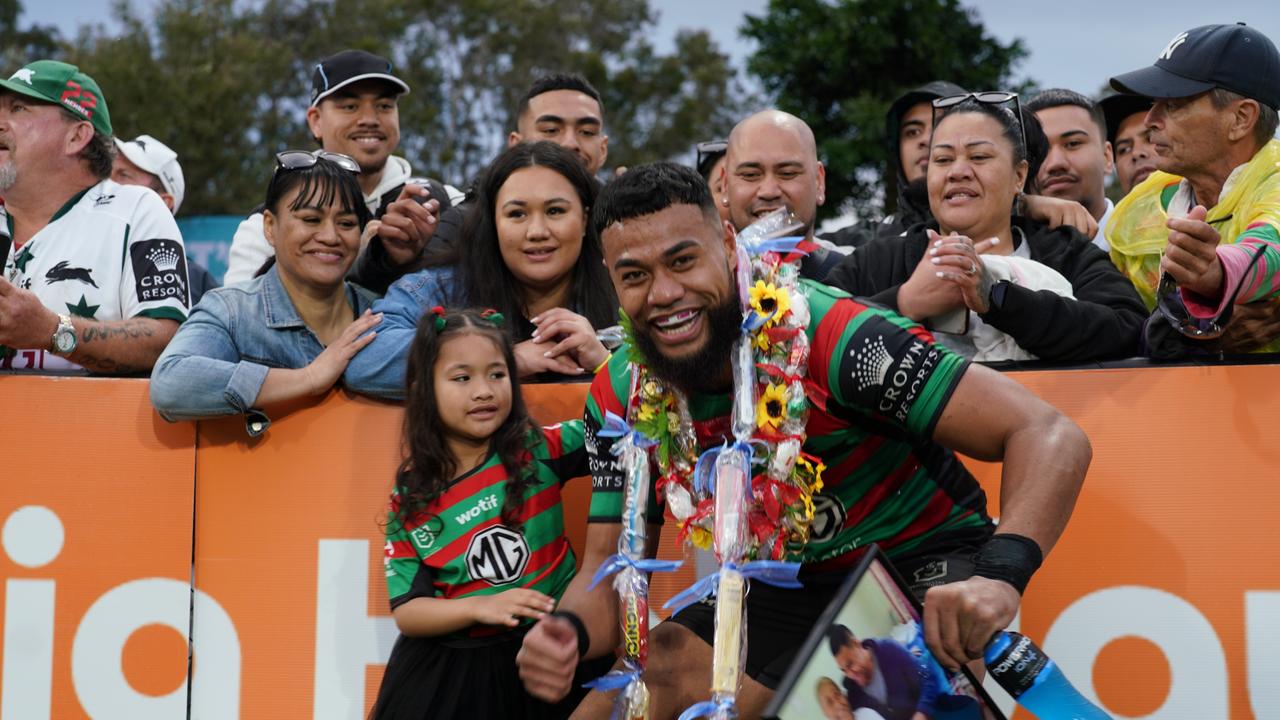 Izaac Thompson and daughter Nirvana. Credit: Matthew Lucas/South Sydney Rabbitohs.