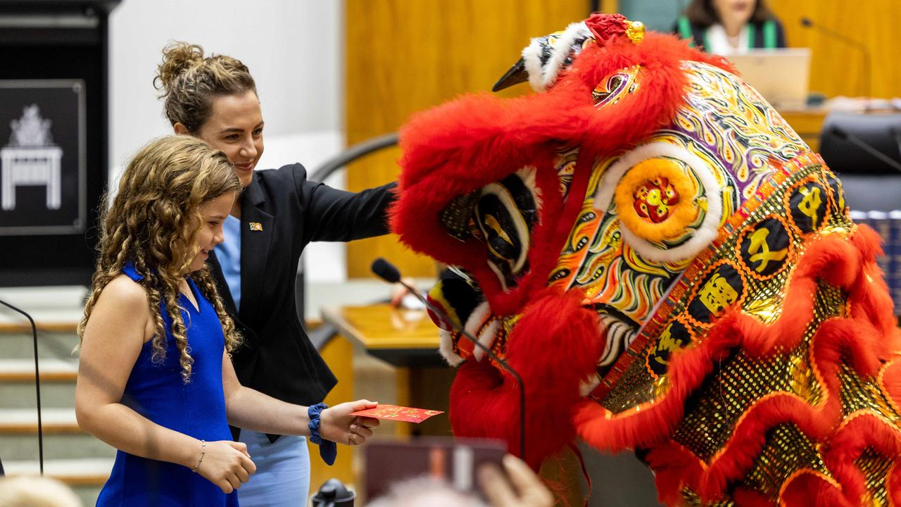 Lion dancers herald year of the snake as NT parliament resumes