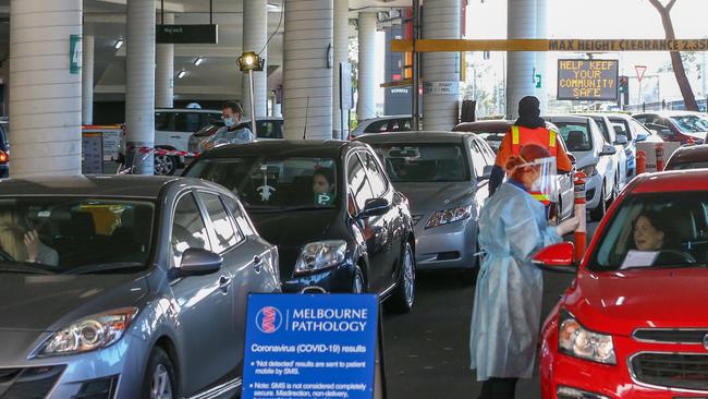 Community testing is in high demand in Broadmeadows. Picture: Asanka Ratnayake/Getty