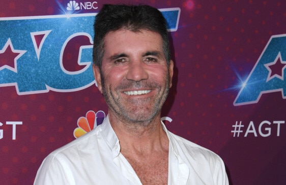 Simon Cowell left dumbfounded by Eagles' long snapper's