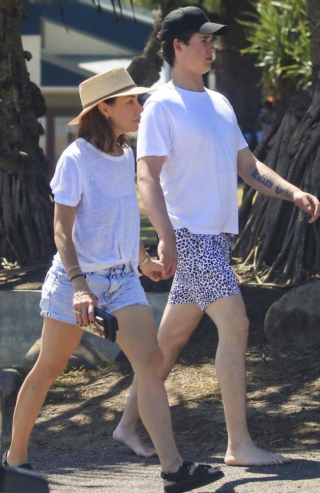 Ritchie and Bell were seen holding hands in Byron Bay. Picture: Media Mode