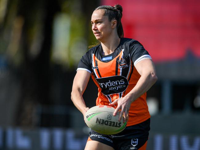 Kezie Apps has kept Kernick out of the Jillaroos.. Picture: NRL Photos