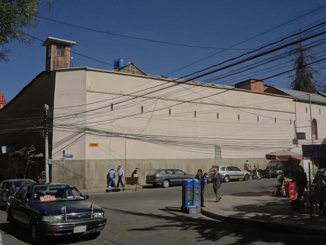 The high walls of San Pedro prison, in the city of La Paz.