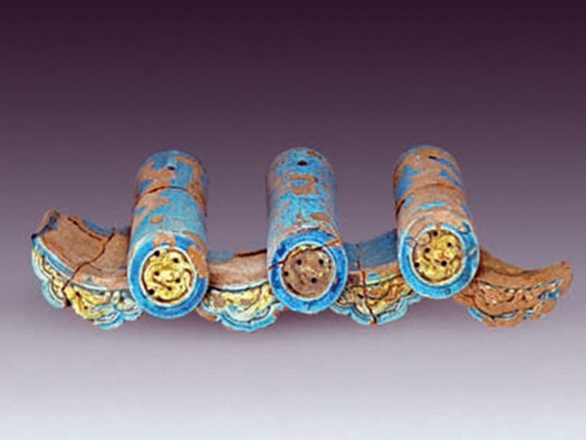 Eaves and guttering from the palace. Source: Chinese Cultural Relics