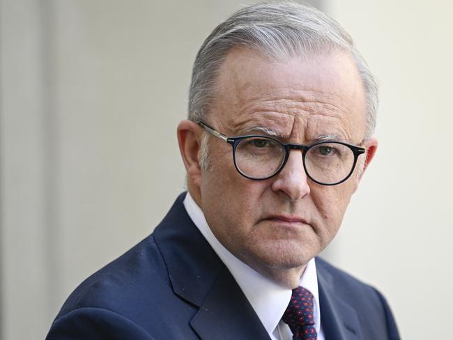 CANBERRA, AUSTRALIA  - NewsWire Photos - February 5, 2025: Prime Minister Anthony Albanese and Minister for Health and Aged Care Mark Butler hold a press conference at Parliament House in Canberra NewsWire / Martin Ollman