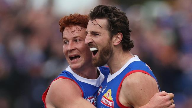 BALLARAT, AUSTRALIA - AUGUST 25: Marcus Bontempelli of the Bulldogs celebrates kicking a goal during the round 24 AFL match between Western Bulldogs and Greater Western Sydney Giants at Mars Stadium, on August 25, 2024, in Ballarat, Australia. (Photo by Daniel Pockett/Getty Images)