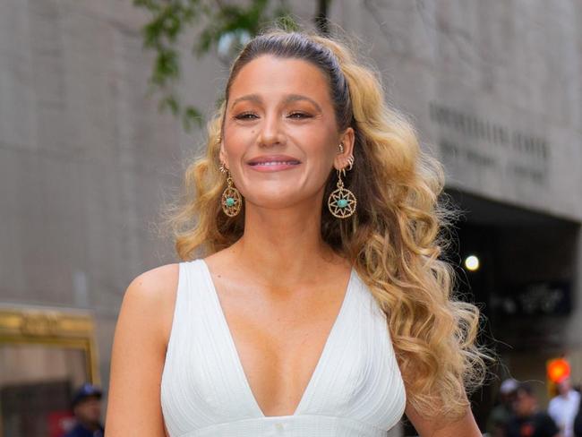 Blake Lively alludes to legal drama: 'Fear holds us back'