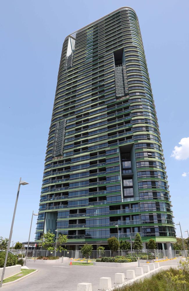 Opal Tower was evacuated in 2018 after loud cracking noises could be heard, exposing a series of defects. Picture: David Swift.