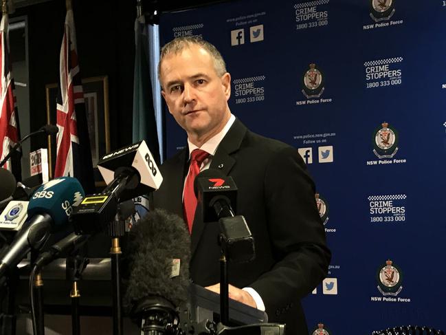 Assistant Police Commissioner Mick Willing speaking at a press conference in 201y after Mr Pender allegedly threatened officers with a knife in June 2017. Picture: AAP