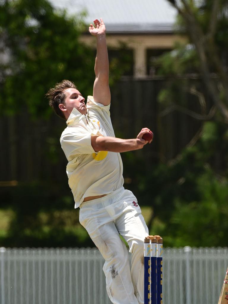 Second grade cricket between Gold Coast Dolphins and Wests at Bill Pippen Oval. Dolphins bowler Emaus Benn. (Photo/Steve Holland)