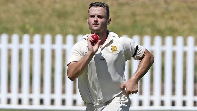 Michael Rogneda in action for Northcote. Picture: Andy Brownbill