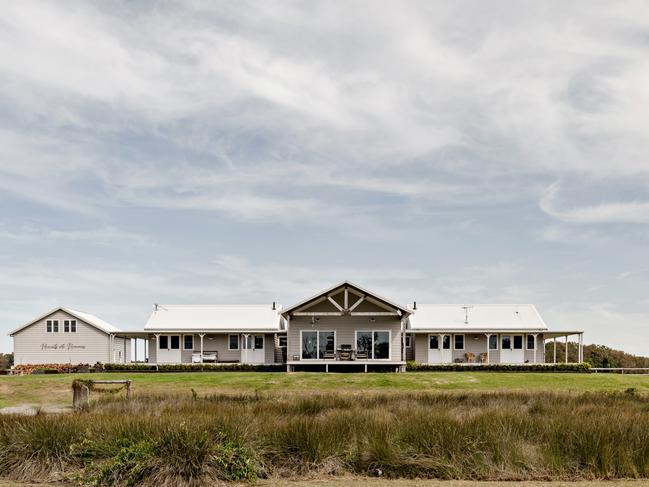 Farm House on Oxley