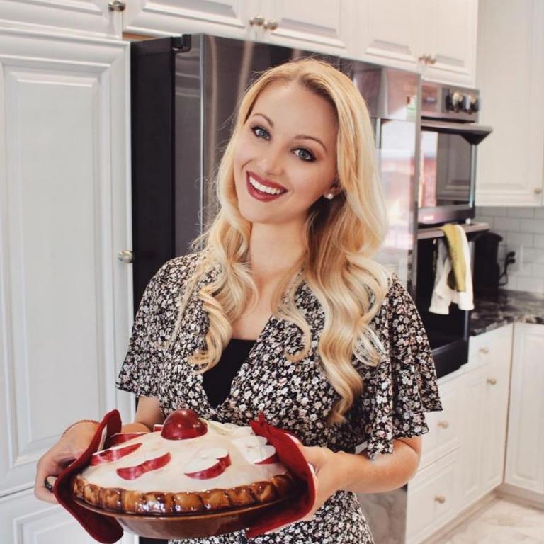 Cynthia Loewen gave up her career as a doctor to become a homemaker. Picture: Instagram/@_cynthialoewen.