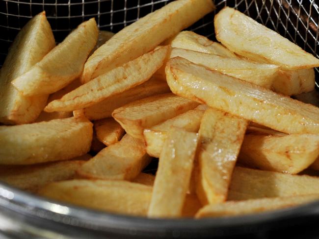 The man charged over an incident involving the alleged theft of a hot chip can be outed as Dok Mapuor Gorjock 