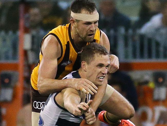 Joel Selwood was given free kicks for high tackles throughout his entire career, writes Sam Landsberger, despite being crucified by fans for it. Picture: Colleen Petch.