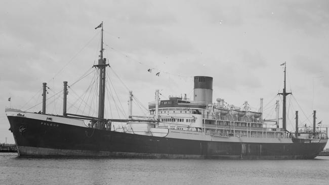 SS Peleus. Photo by Allan Green, courtesy State Library of Victoria