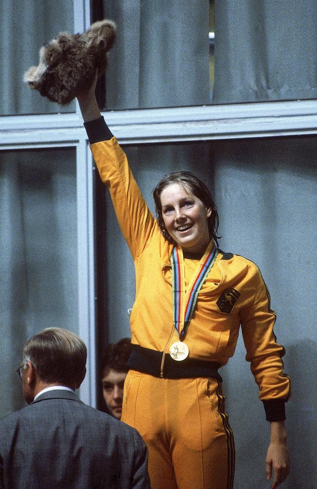 Michelle Ford celebrates winning gold in the 800m freestyle at the 1980 Olympic Games in Moscow. Picture: Getty Images