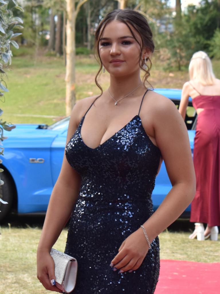 McKenzie Steggall at the Gympie State High School Formal 2022.