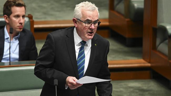 CANBERRA, AUSTRALIA, NewsWire Photos. SEPTEMBER 5, 2023: Andrew Wilkie during Question Time at Parliament House in Canberra. Picture: NCA NewsWire / Martin Ollman