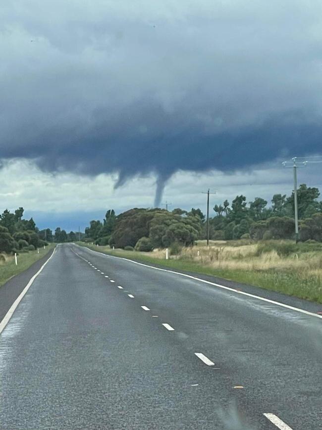 A tornado forms over Logan. Picture: Kyle M / Brisbane Weather