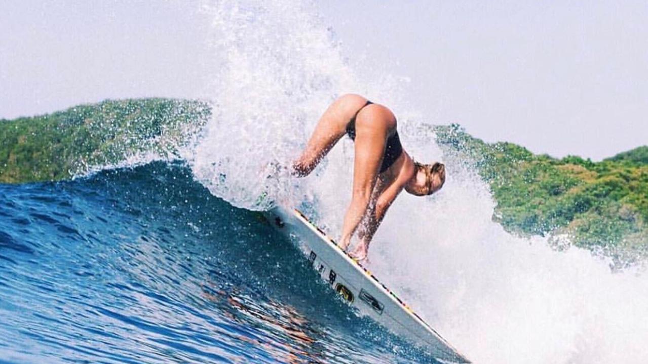 Pro-surfer Ellie-Jean Coffey sets up XXX-rated website | The Chronicle