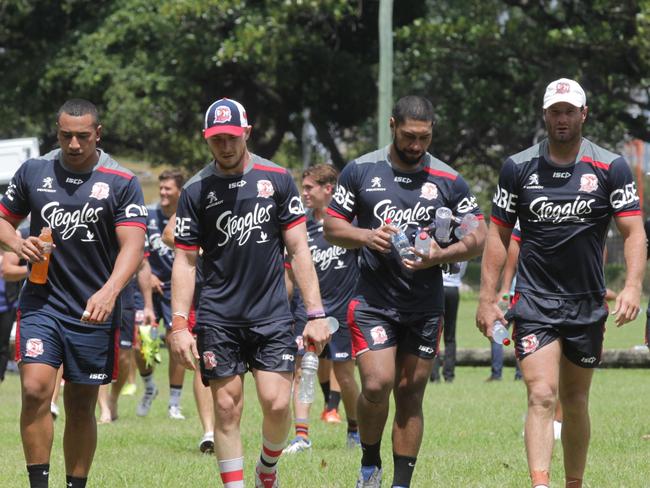 Mitchell Pearce says he let his teammates down. Picture: Ross Schultz