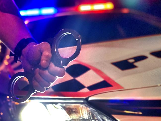 Woman threatens neighbour, swears at public and police