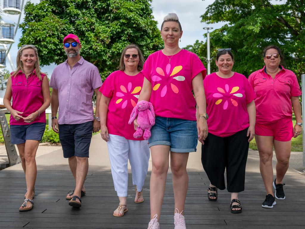 Amy Rein (Center) with Stephanie Barchetti, Jacopo Barchetti. Denice Fenters and Louise Zupp at the Cairns Esplanade ahead of the MotherÃs Day Classic Fun Run. Picture Emily Barker