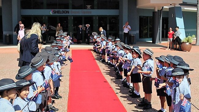 Sheldon College principal Dr Lyn Bishop welcomes Australian Governor-General Sir Peter Cosgrove and Lady Lynne Cosgrove to the campus in 2016.