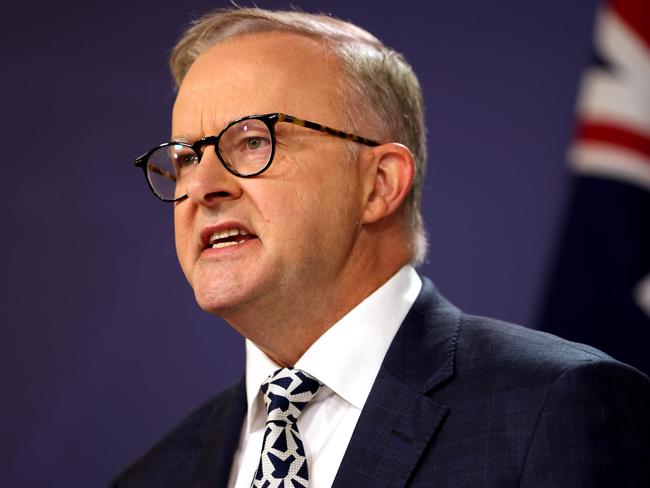 SYDNEY, AUSTRALIA - NewsWire Photos FEBRUARY 3, 2022: An angry leader of the Australian Labor Party Anthony Albanese pictured at a press conference in Sydney.Picture: NCA NewsWire / Damian Shaw