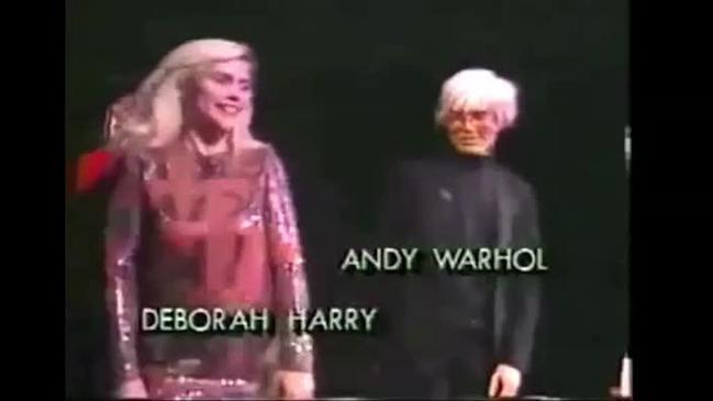 Andy Warhol paints Debbie Harry on an Amiga