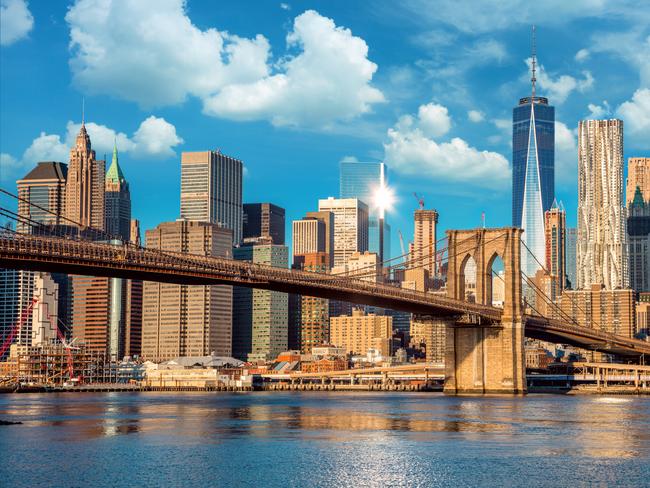 Skyline of downtown New York, Brooklin Bridge and Manhattan at the early morning sun light , New York City, USA