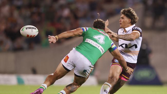 CANBERRA, AUSTRALIA – MARCH 15: Reece Walsh of the Broncos passes during the round two NRL match between Canberra Raiders and Brisbane Broncos at GIO Stadium, on March 15, 2025, in Canberra, Australia. (Photo by Mark Metcalfe/Getty Images)