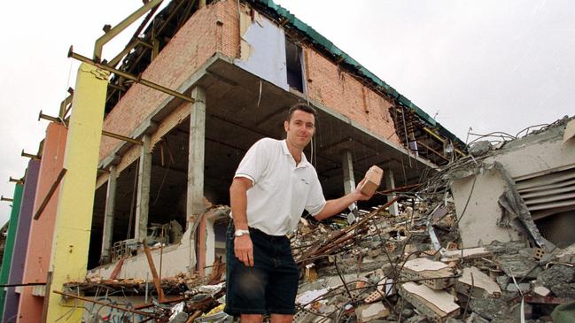 Former basketballer Greg Fox on March 12 2003 as Sundale was demolished. Picture: Geoff McLachlan