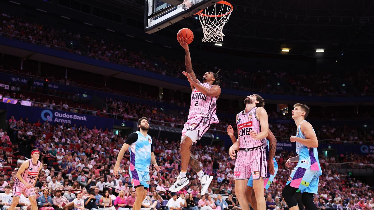 Jaylen Adams of the Kings drives to the basket. Picture: Matt King/Getty Images.