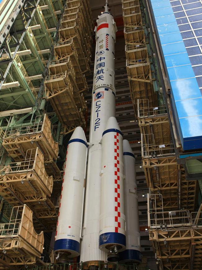 The spacecraft of Shenzhou X on top of the Long March 2F launch vehicle at the launch pad at the Jiuquan Satellite Launch Center in June 2013. Picture: ChinaFotoPress/Getty Images