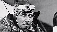 Amy Johnson made it to Darwin.